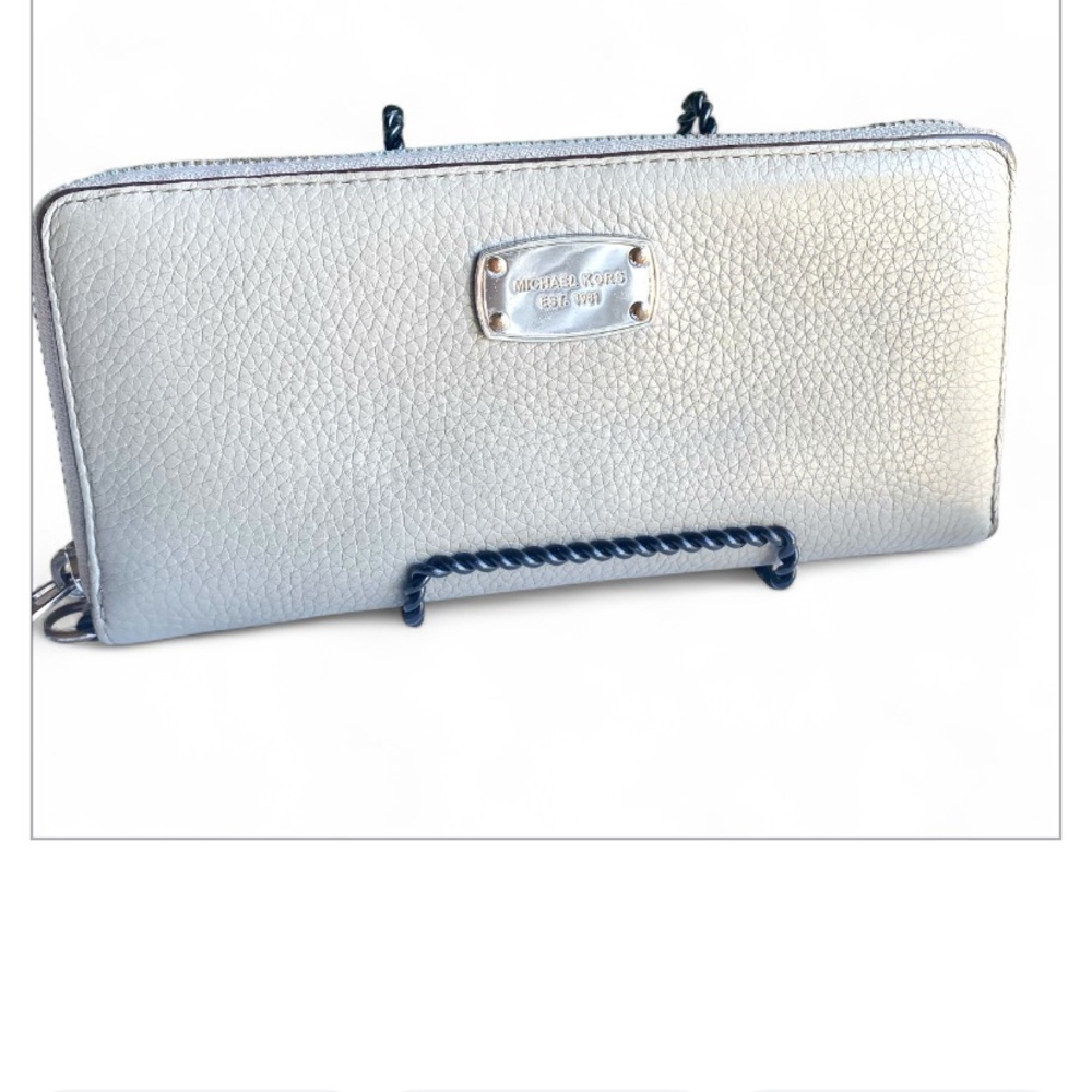 Michael Kors Large Jet Set Continental zip around travel wallet dove gray - Picture 13 of 14